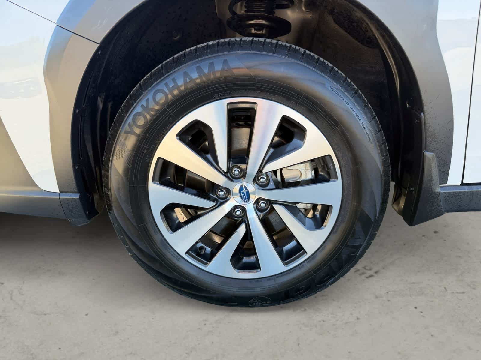Certified 2025 Subaru Outback Premium AWD/4WD image 10