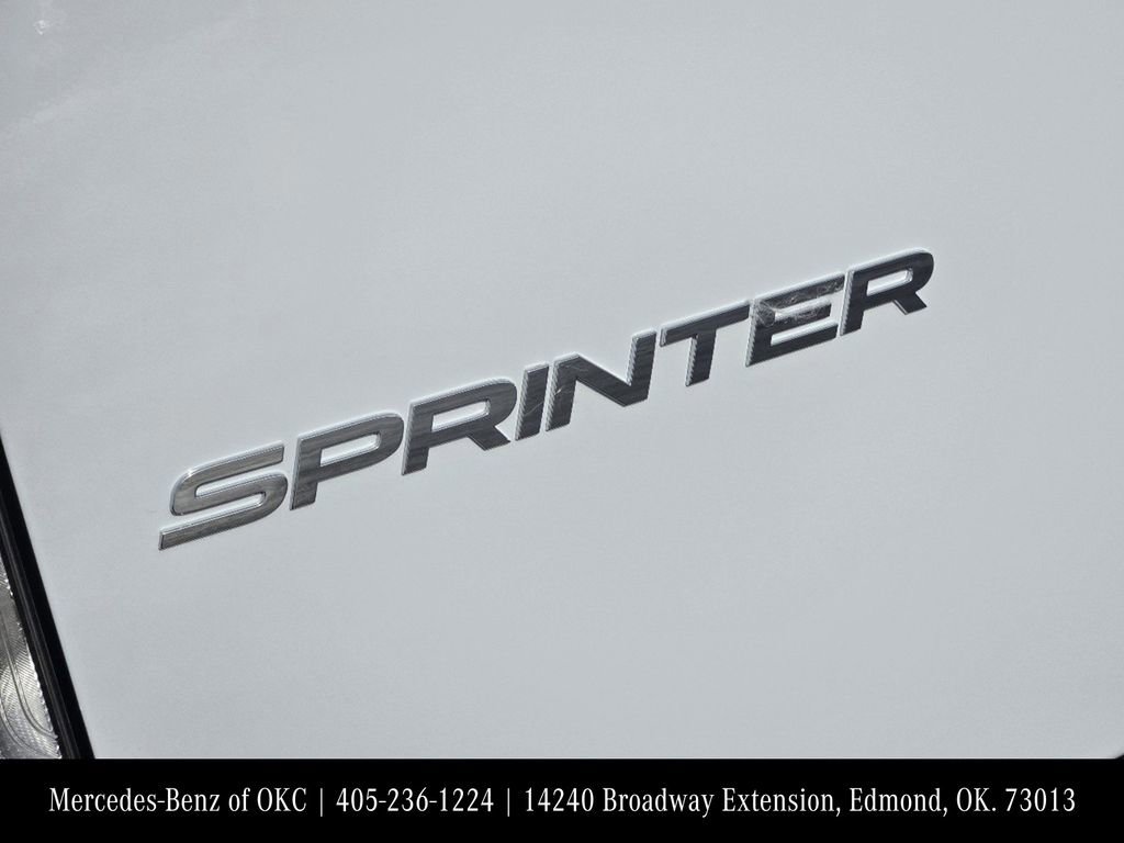 Used 2025 Mercedes-Benz Sprinter 2500 image 9