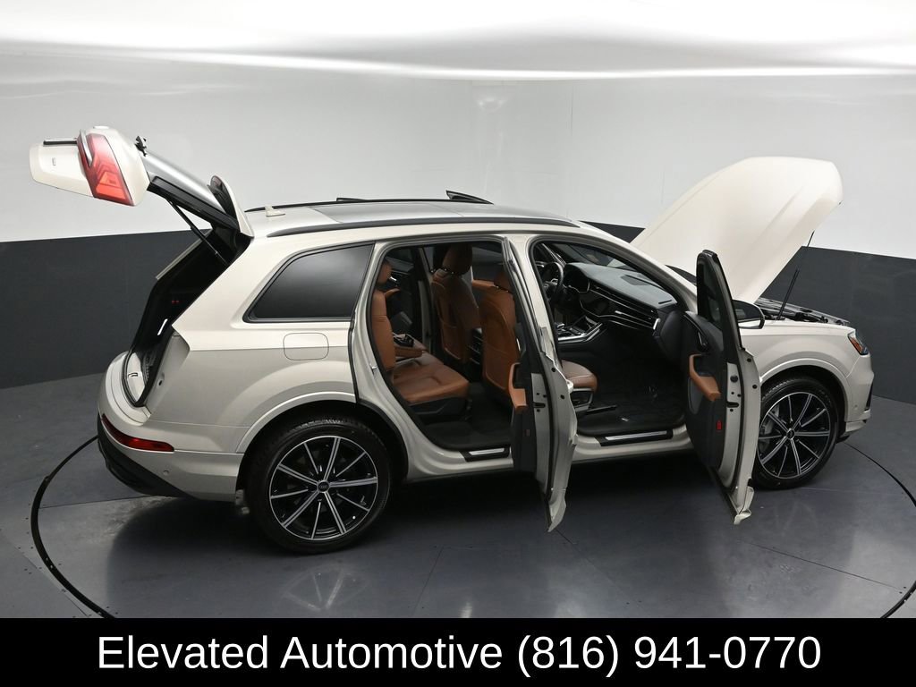 Used 2024 Audi Q7 3.0T Premium Plus AWD/4WD image 34
