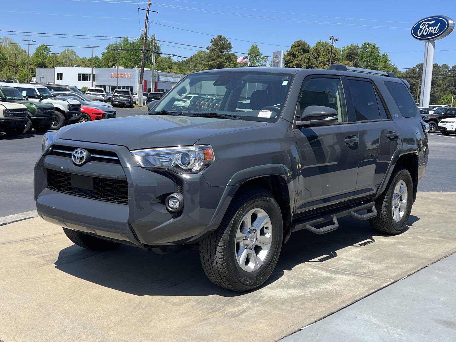 Used 2024 Toyota 4Runner SR5 Premium w/ Moonroof Package image 7