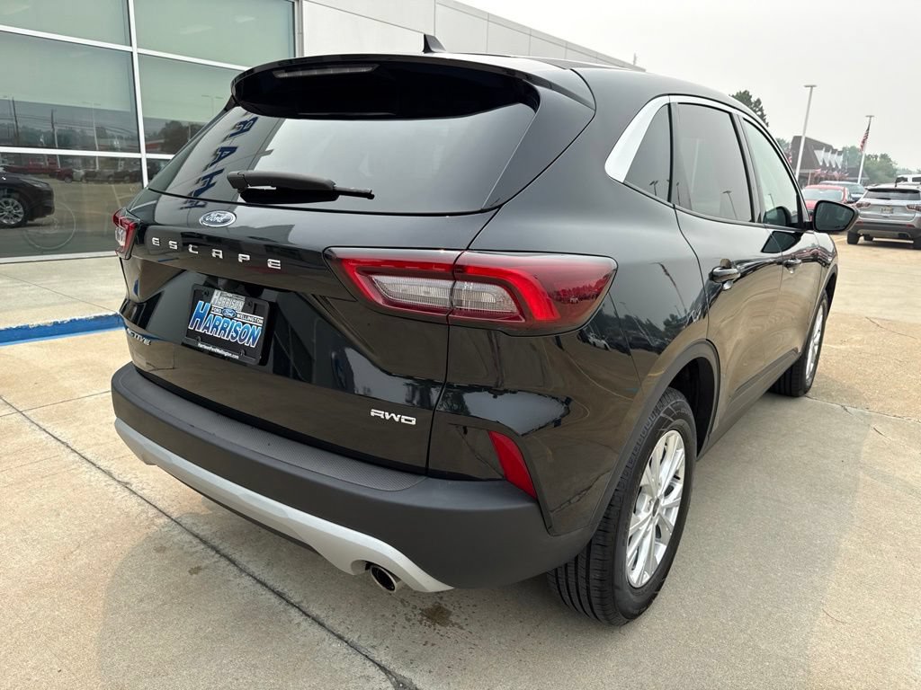 Used 2023 Ford Escape Active AWD/4WD image 5