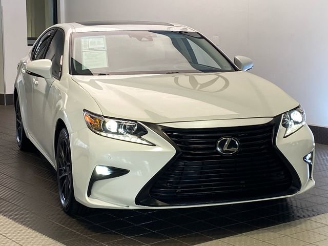 Used 2016 Lexus ES 350 w/ Luxury Package w/Wood Trim FWD video 2