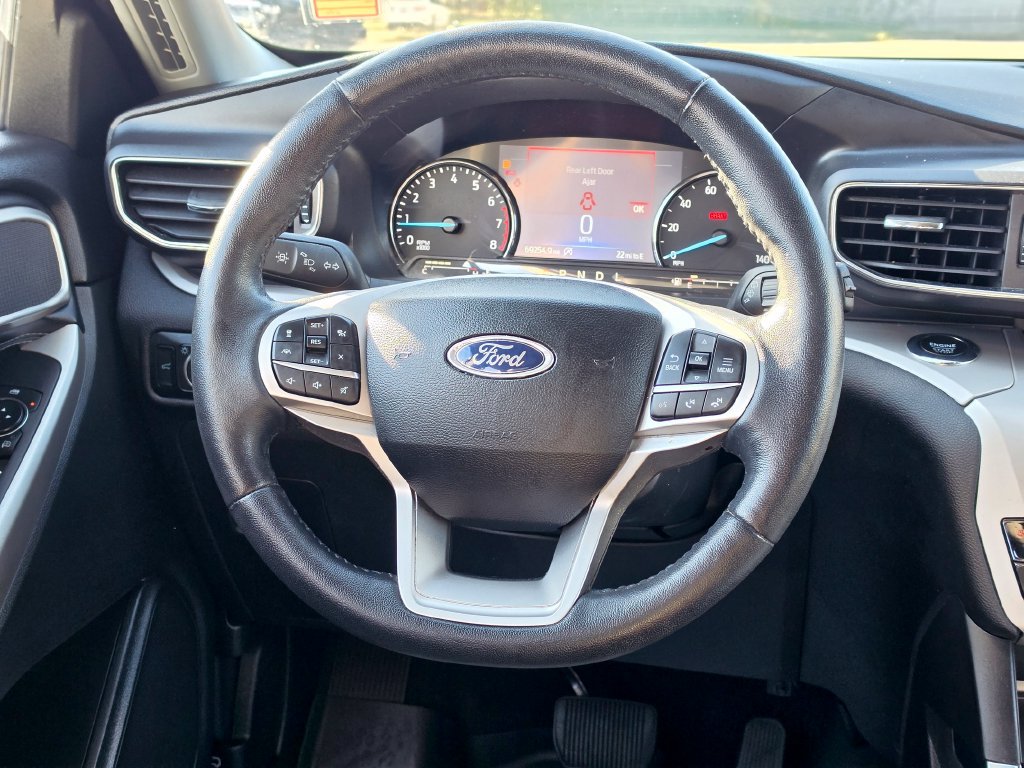 Used 2023 Ford Explorer XLT w/ Equipment Group 202A RWD image 20