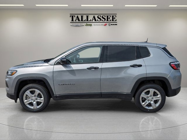 New 2023 Jeep Compass Sport image 8