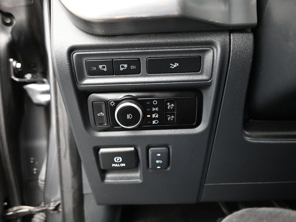 Certified 2023 Ford F150 Lariat w/ Equipment Group 502A High image 13