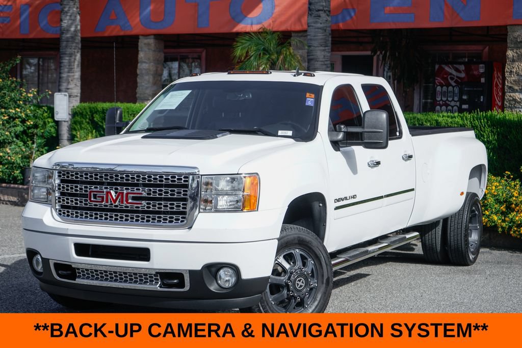 Used 2011 GMC Sierra 3500 Denali AWD/4WD image 4
