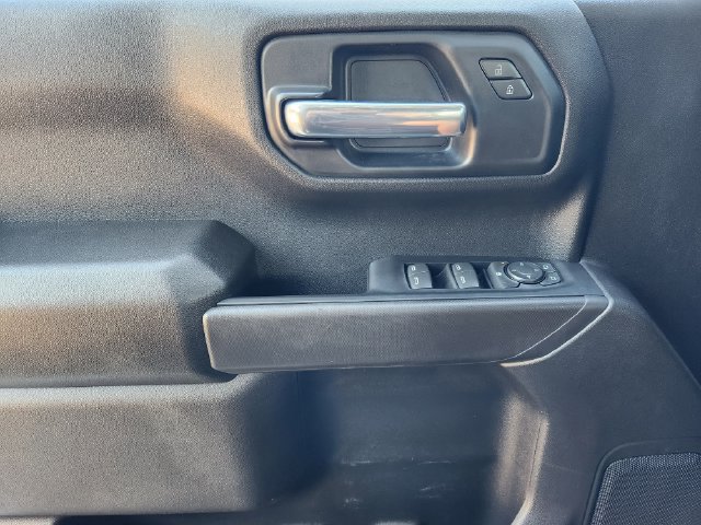 Used 2025 Chevrolet Silverado 1500 Custom Trail Boss AWD/4WD image 24