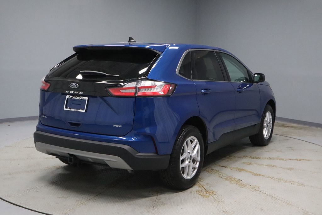 Certified 2024 Ford Edge SEL w/ Convenience Package image 10
