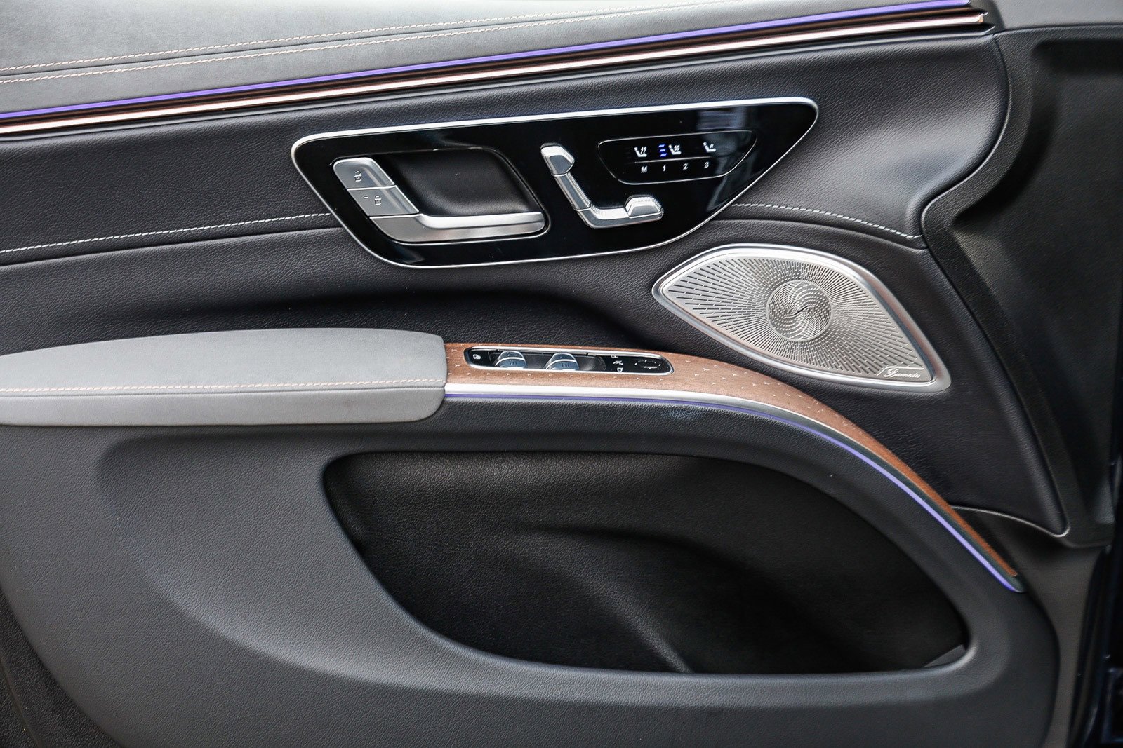 Certified 2023 Mercedes-Benz EQS 580 4MATIC SUV image 23