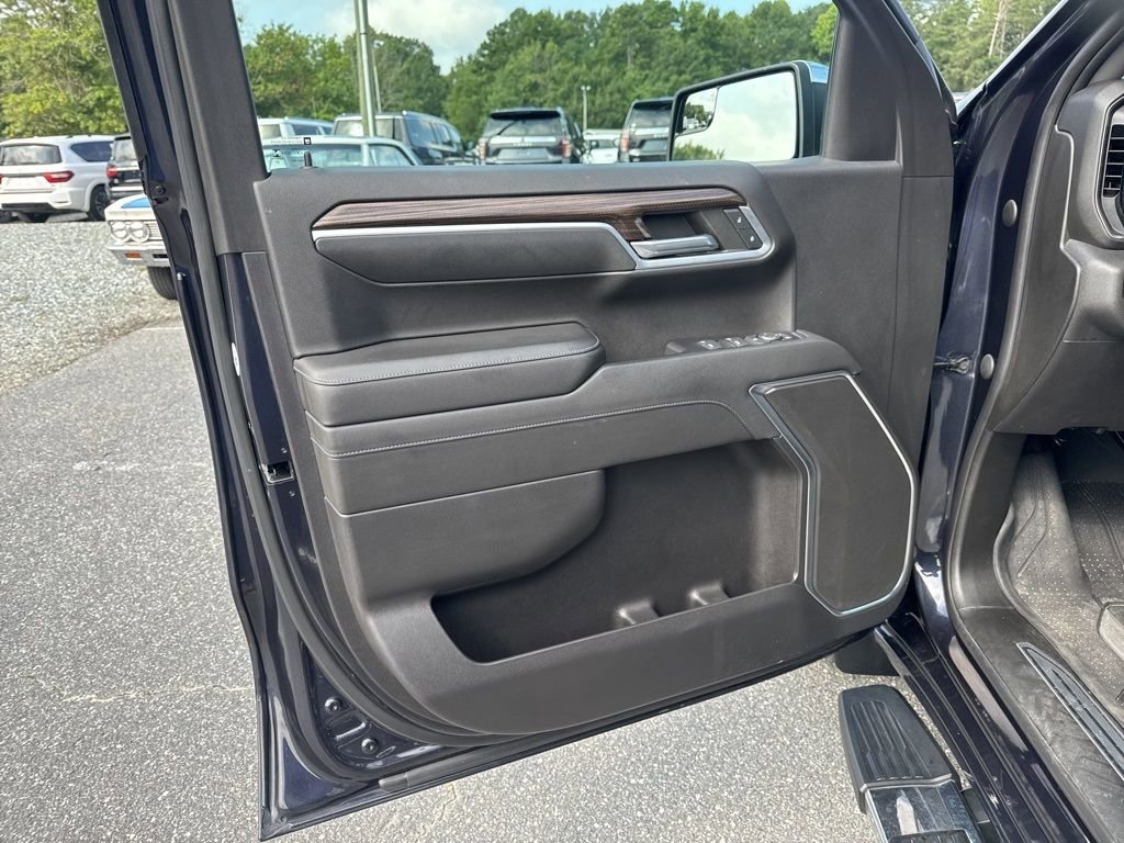 Used 2022 Chevrolet Silverado 1500 LT w/ Protection Package image 26