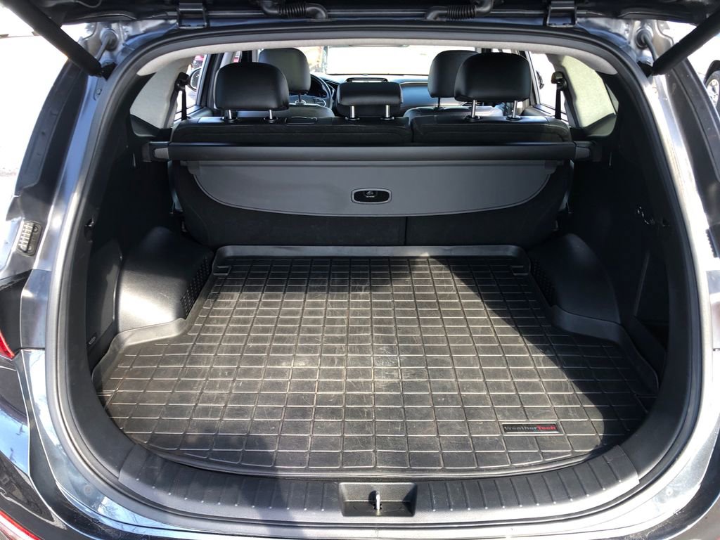 Used 2020 Hyundai Santa Fe Limited image 16