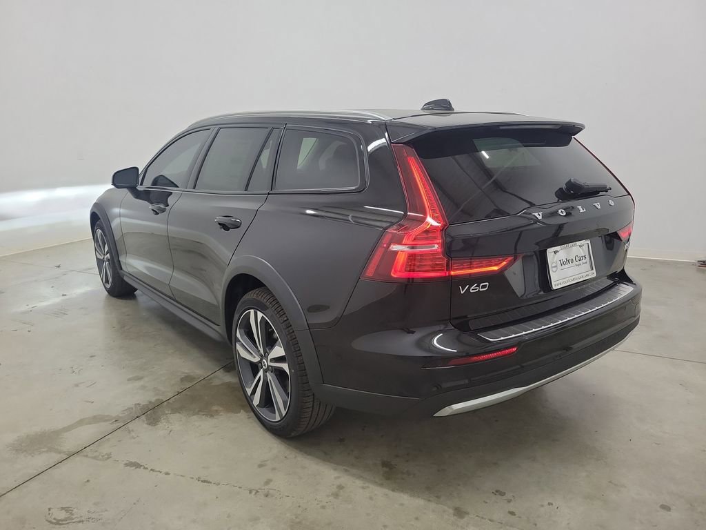 New 2026 Volvo V60 B5 Cross Country Plus w/ Protection Package Premier image 7