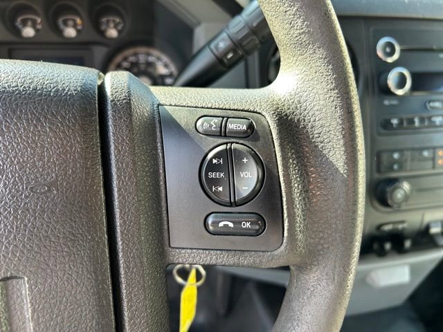 Used 2016 Ford F550 4x4 Regular Cab Super Duty image 21