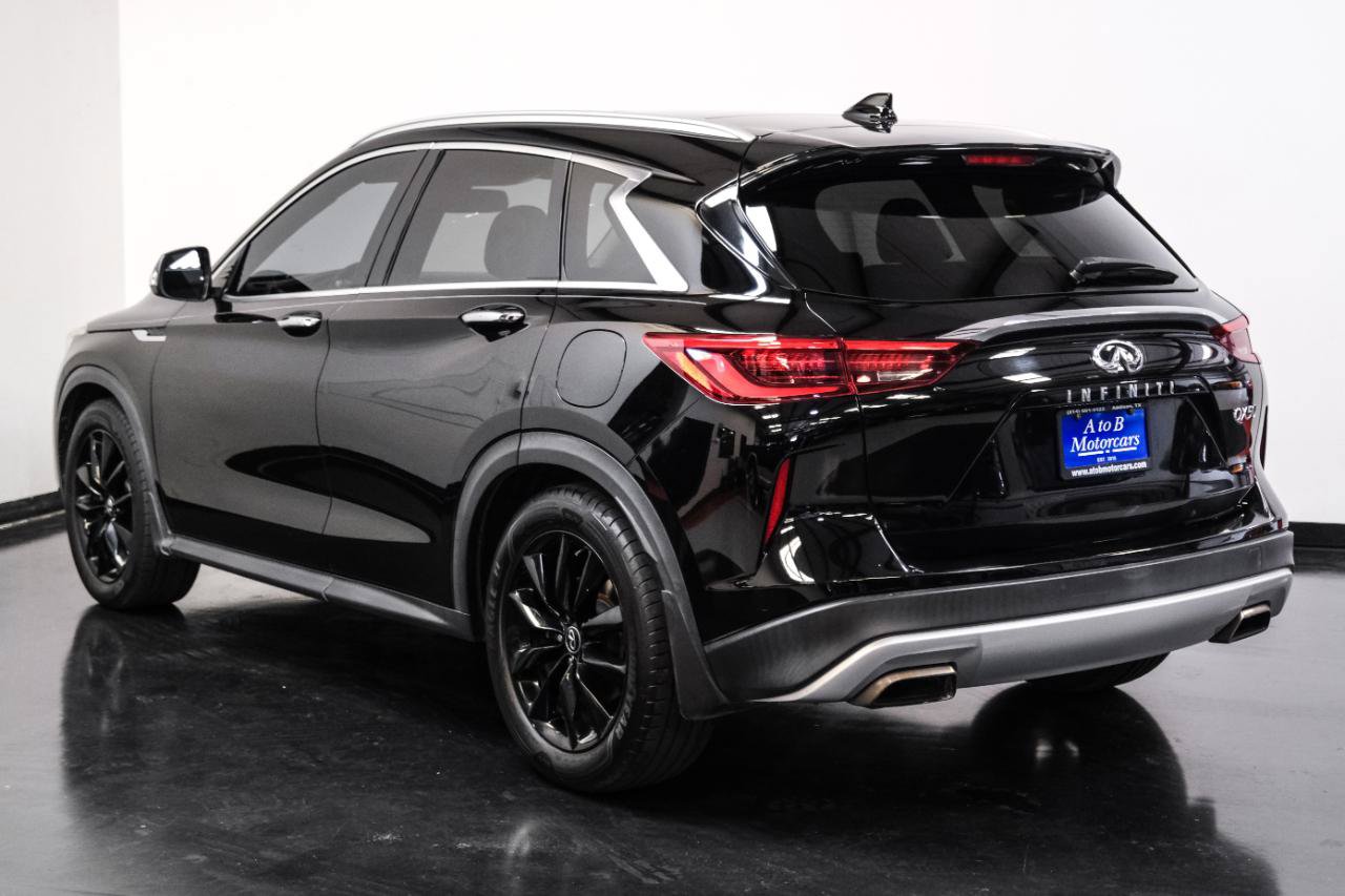 Used 2019 INFINITI QX50 Luxe w/ Navigation Package FWD image 10