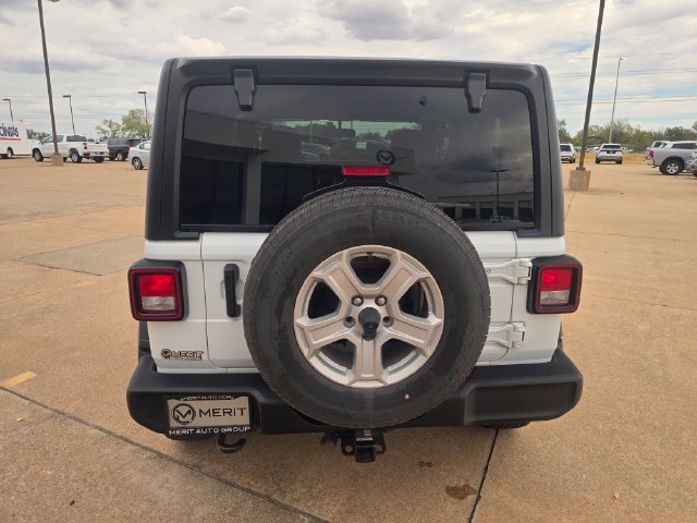 Used 2023 Jeep Wrangler Sport AWD/4WD image 9