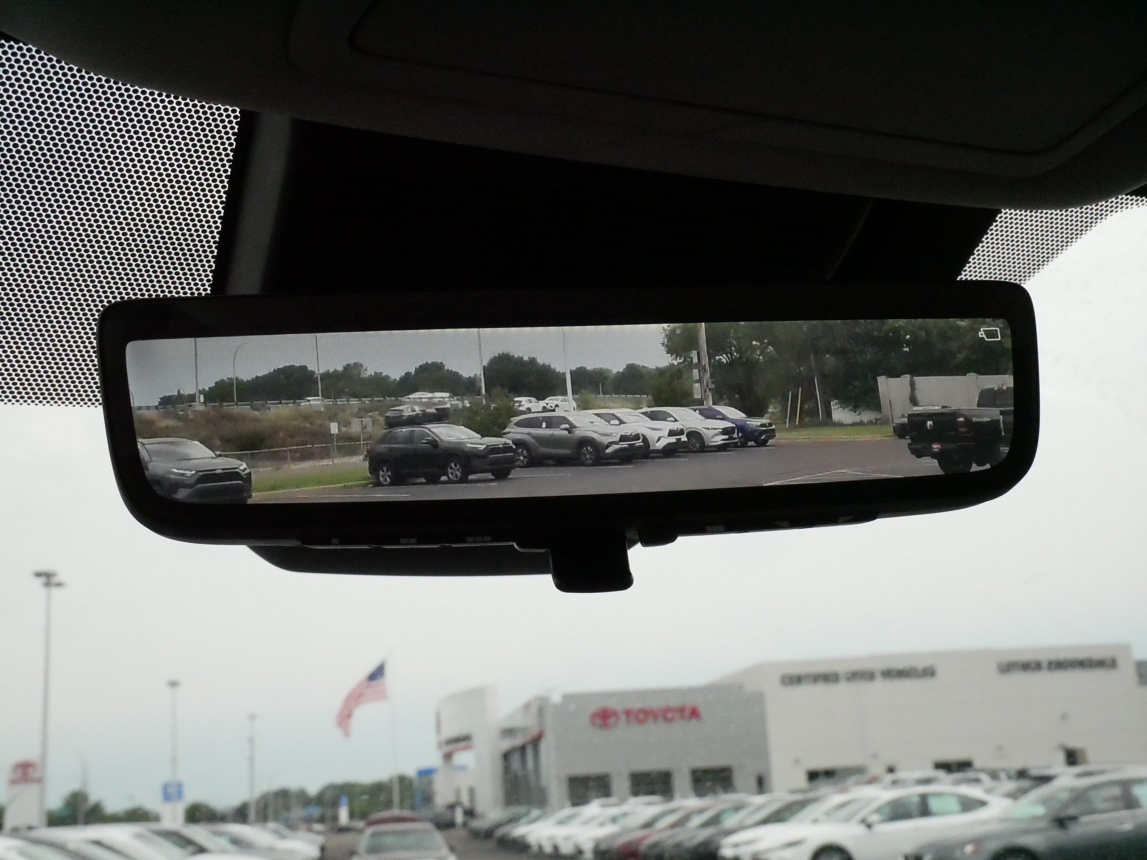 Certified 2025 Toyota Grand Highlander AWD image 29