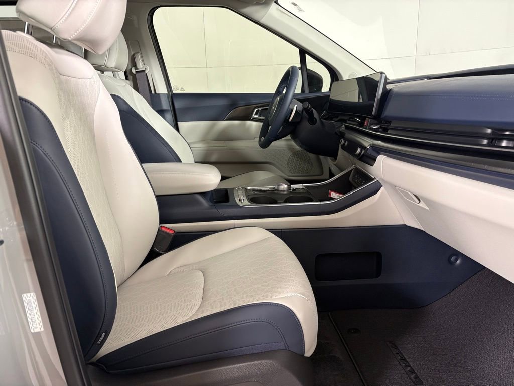 New 2026 Kia Carnival SX image 13