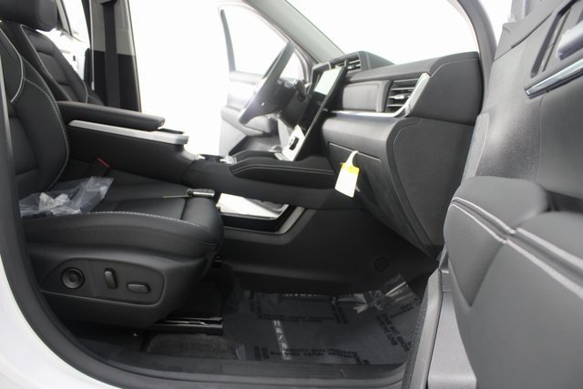 New 2026 GMC Terrain Denali image 25