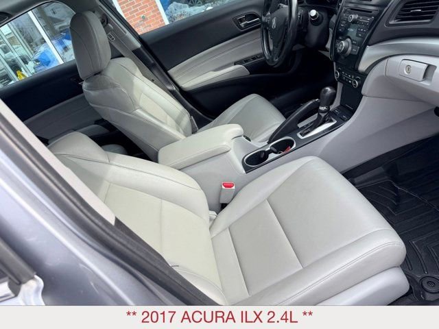 Used 2017 Acura ILX image 10