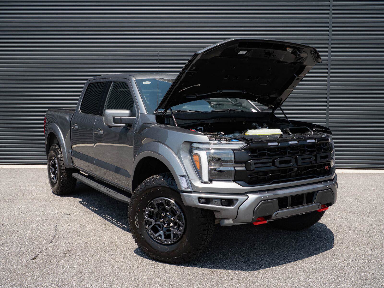 Used 2025 Ford F150 Raptor w/ Equipment Group 803A Raptor R AWD/4WD image 34