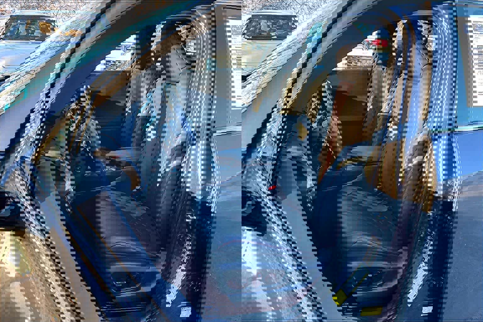 Used 2024 Lexus UX 250h F Sport image 9