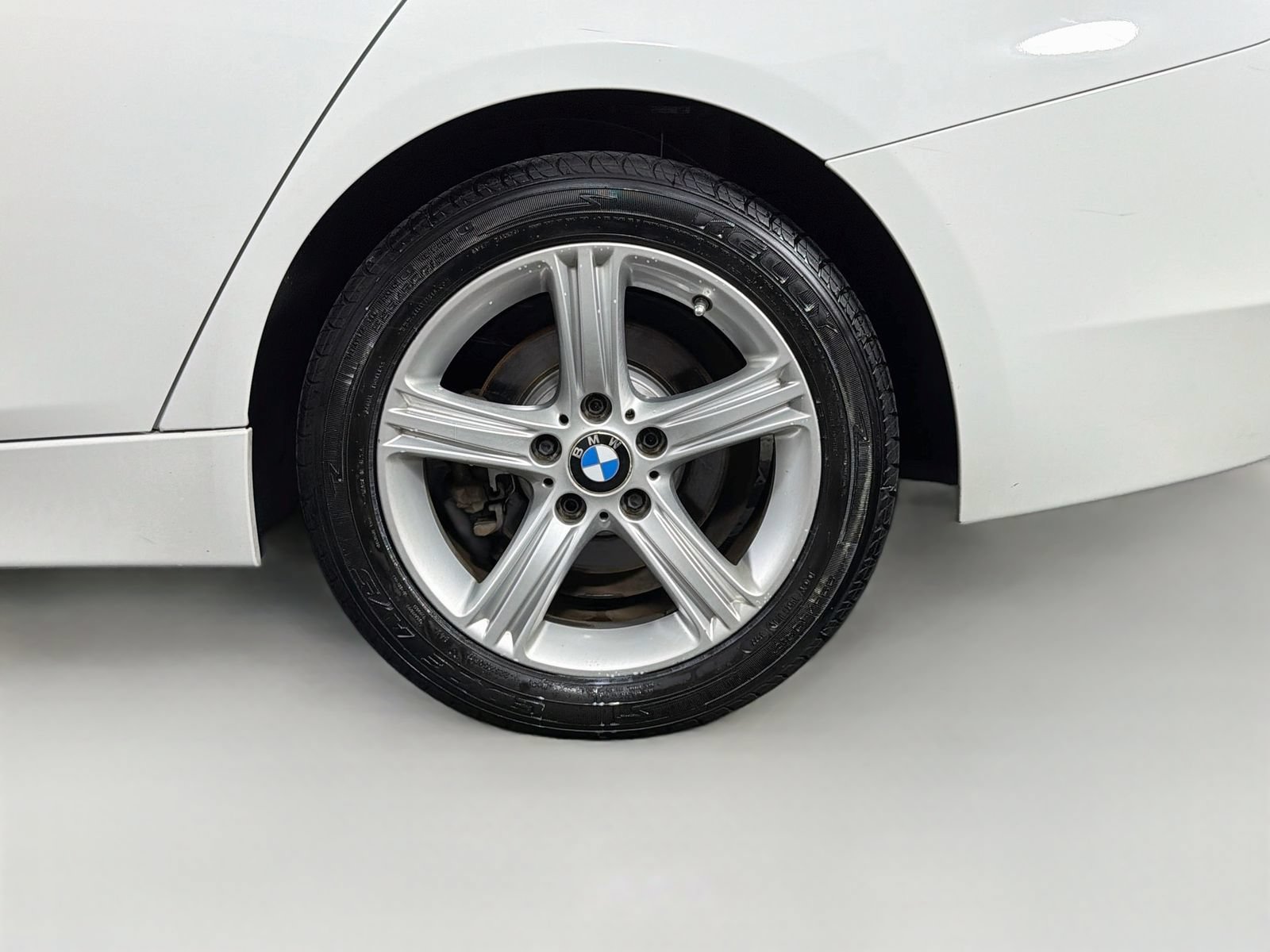Used 2014 BMW 320i xDrive Sedan AWD/4WD image 30