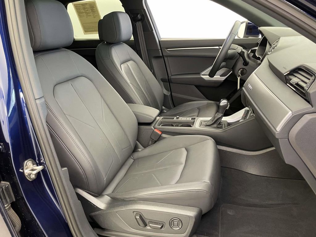 Certified 2022 Audi Q3 2.0T Premium w/ Convenience Package image 23