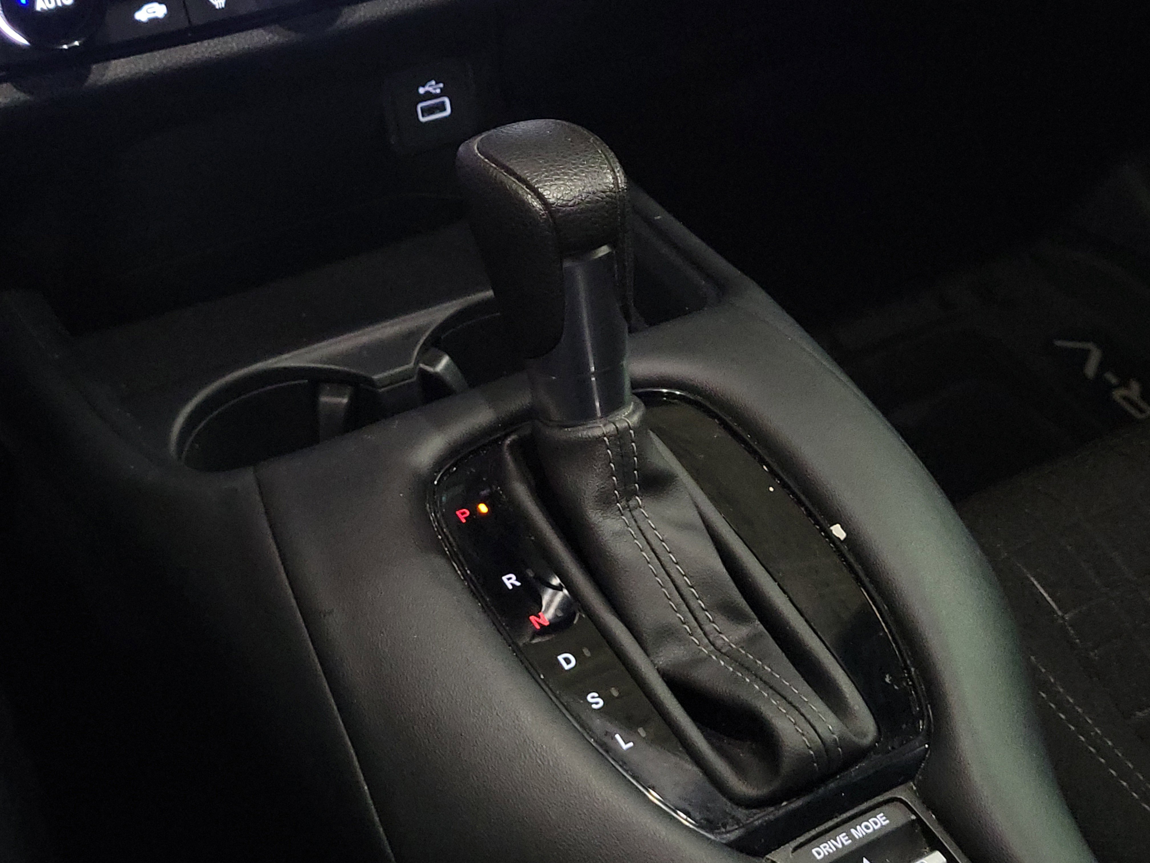 Used 2024 Honda HR-V LX image 36