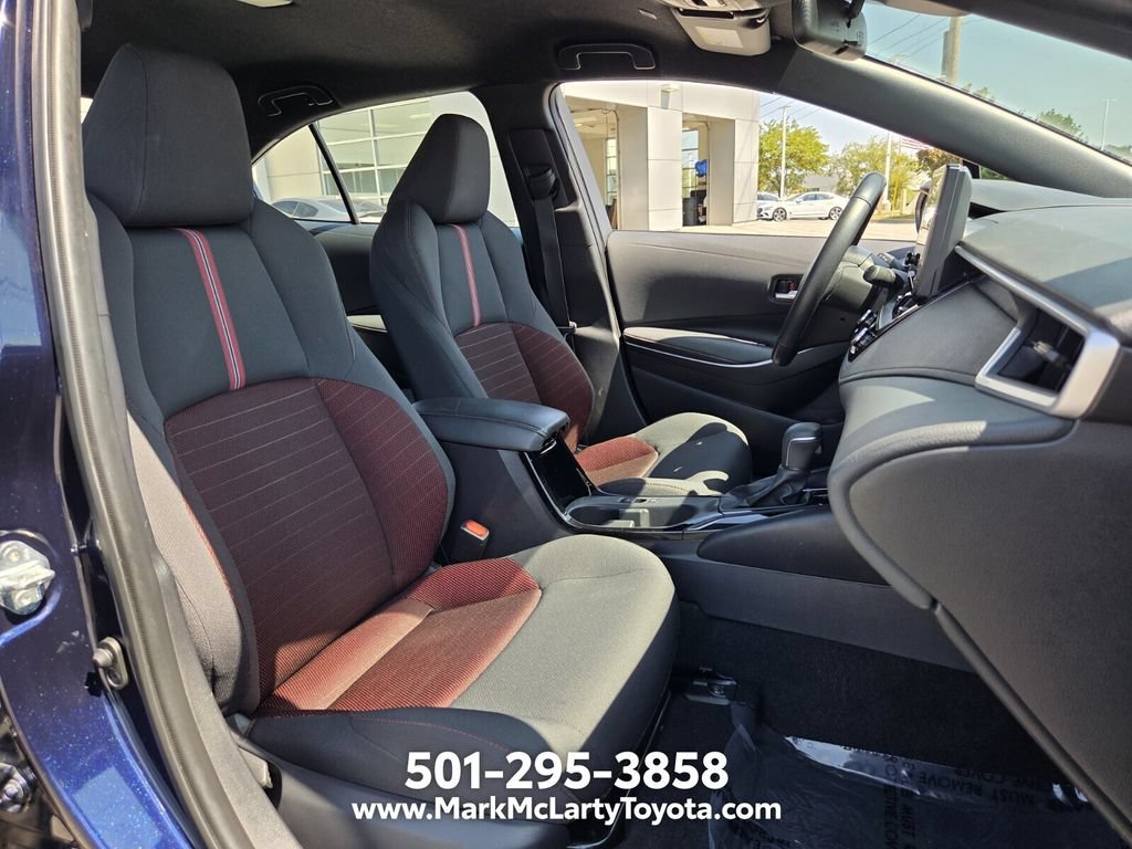 Used 2025 Toyota Corolla SE FWD image 15