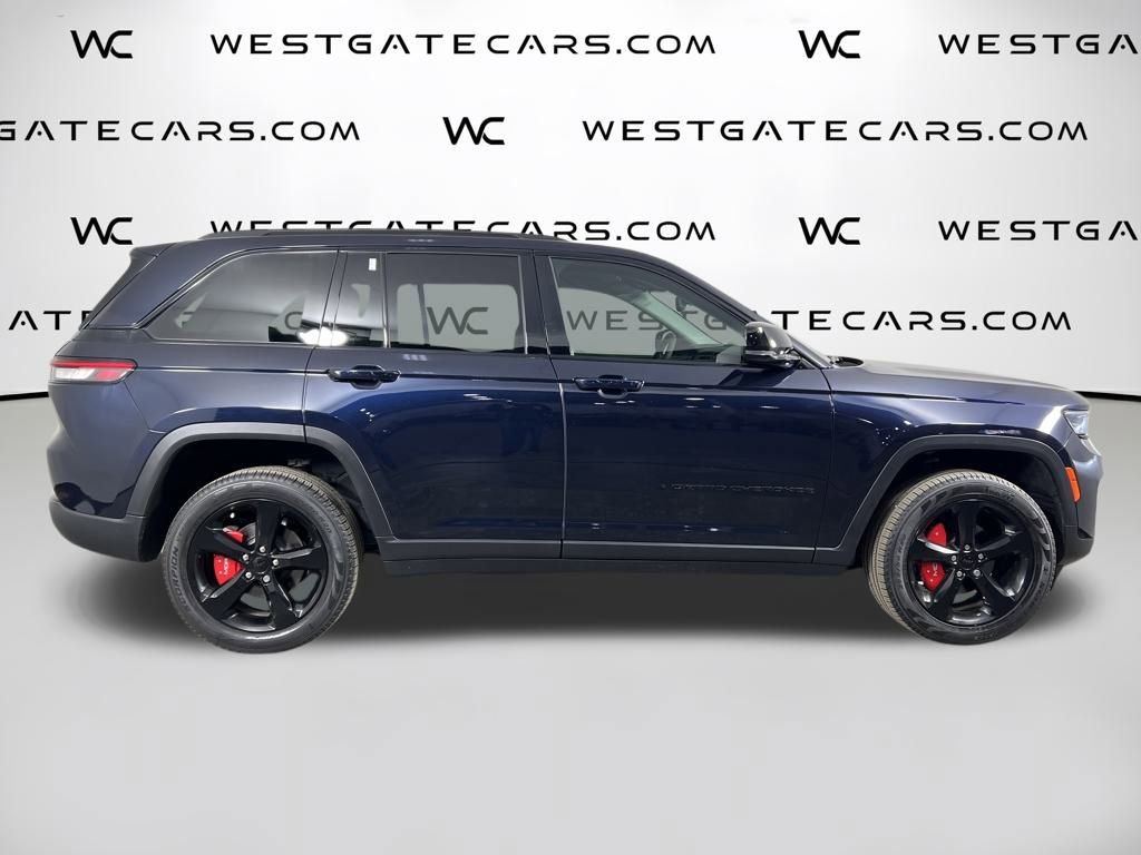 Used 2024 Jeep Grand Cherokee Limited w/ Black Appearance Package image 48