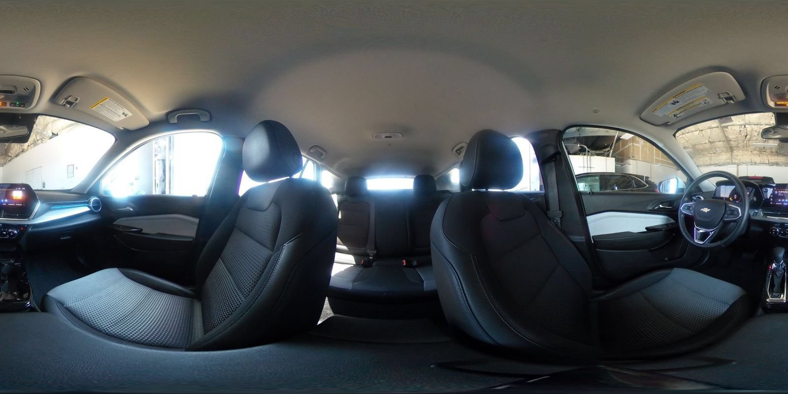 Used 2025 Chevrolet Trax LT w/ LT Convenience Package FWD image 40