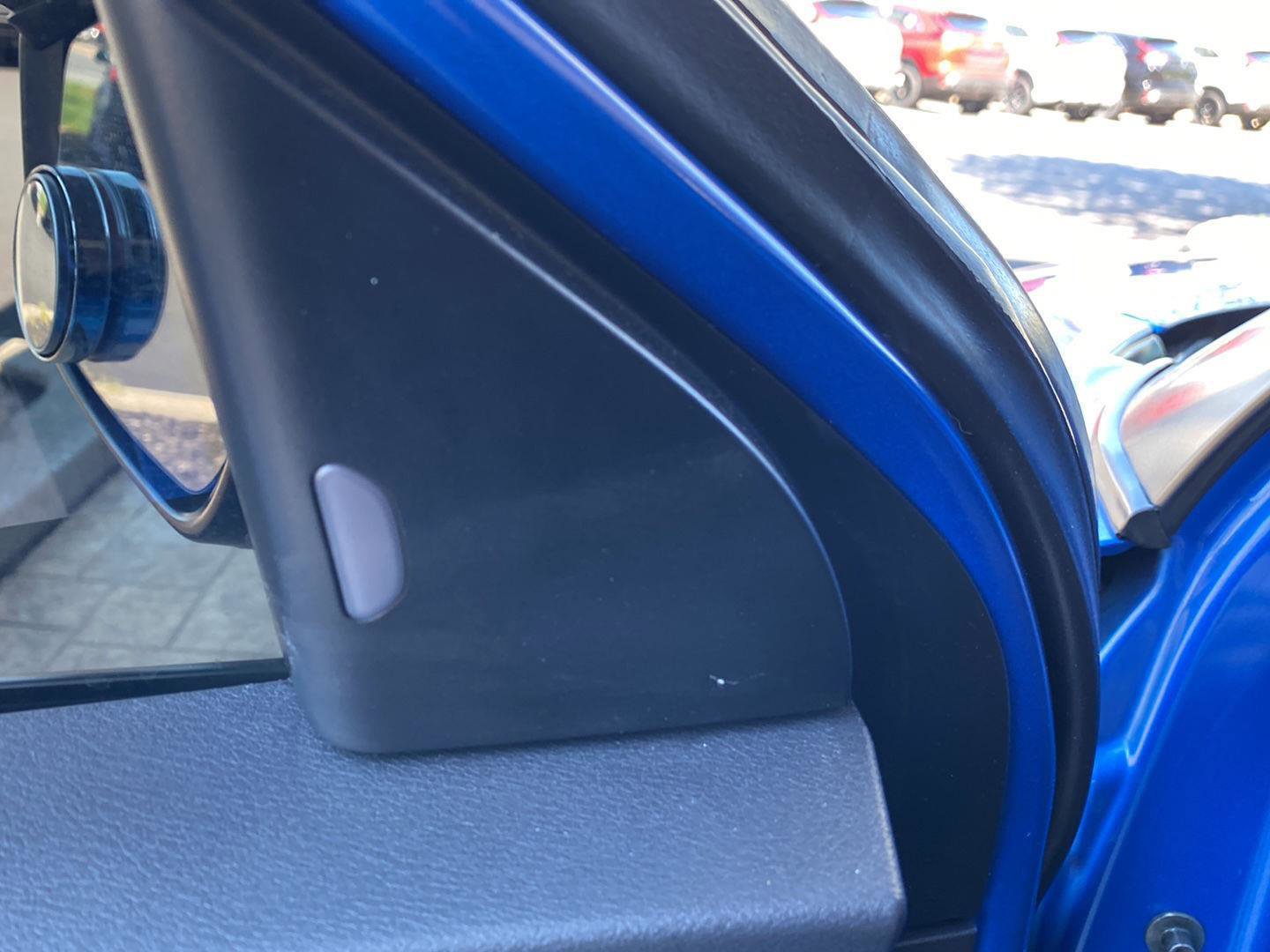 Certified 2021 Nissan Kicks SR image 19