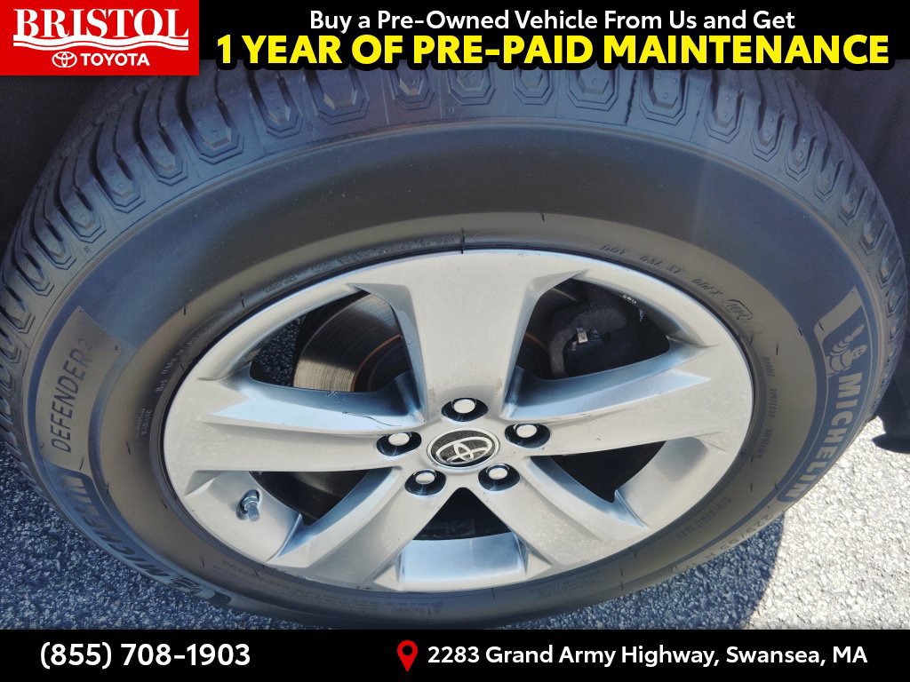 Used 2015 Toyota RAV4 XLE AWD/4WD image 10