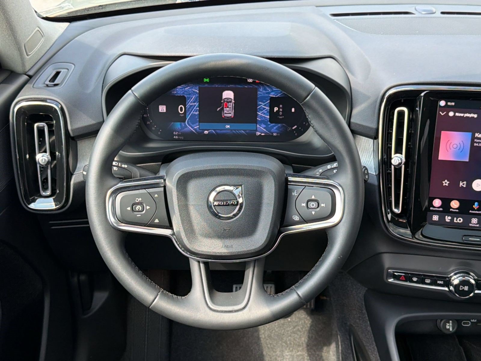 Certified 2023 Volvo XC40 B5 Plus w/ Protection Package Premier AWD/4WD image 11