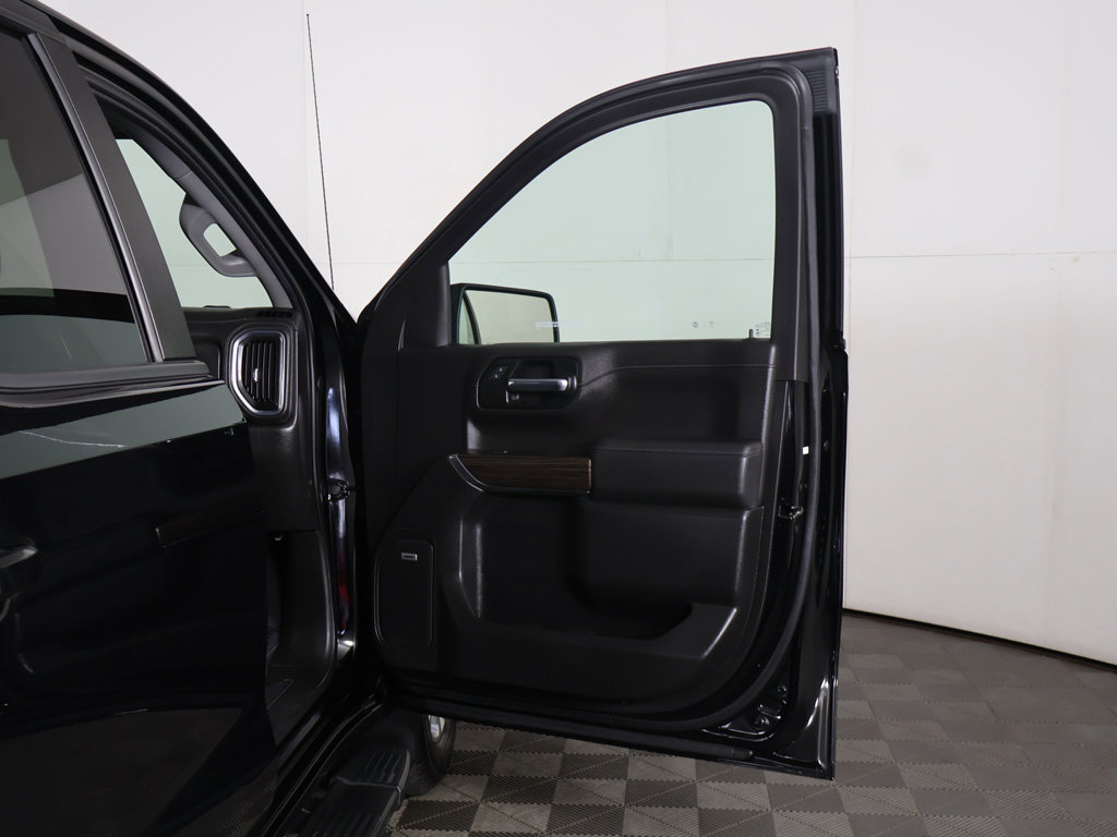 Used 2020 Chevrolet Silverado 1500 RST AWD/4WD image 21