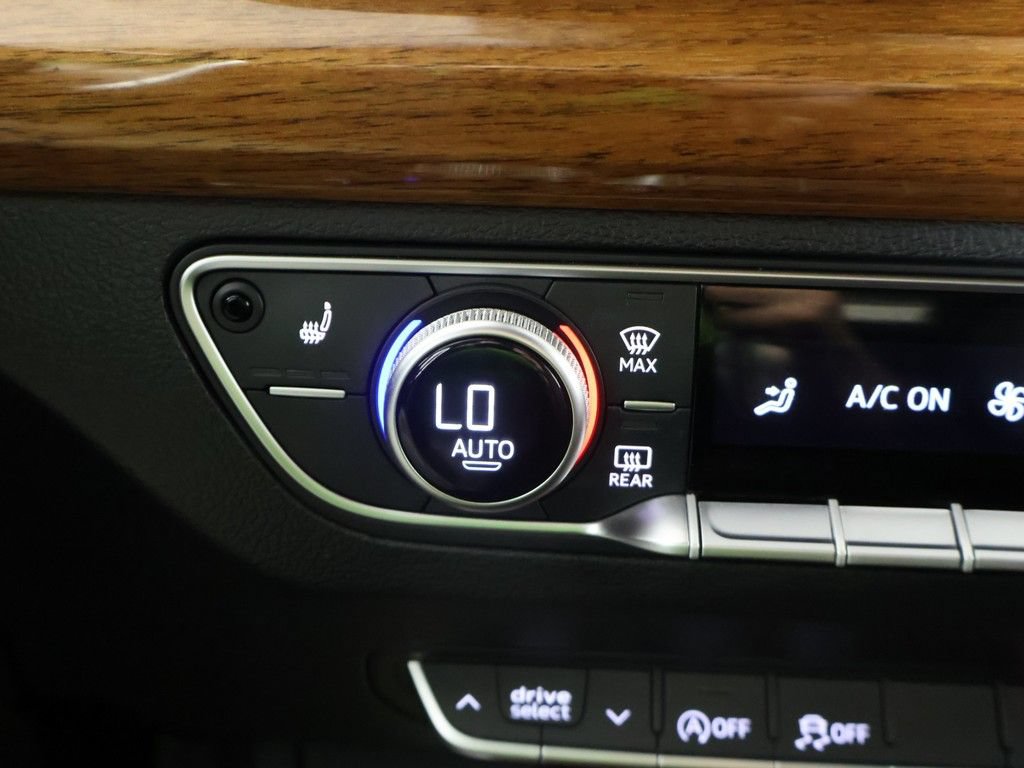 Used 2023 Audi Q5 2.0T Premium w/ Convenience Package AWD/4WD image 48