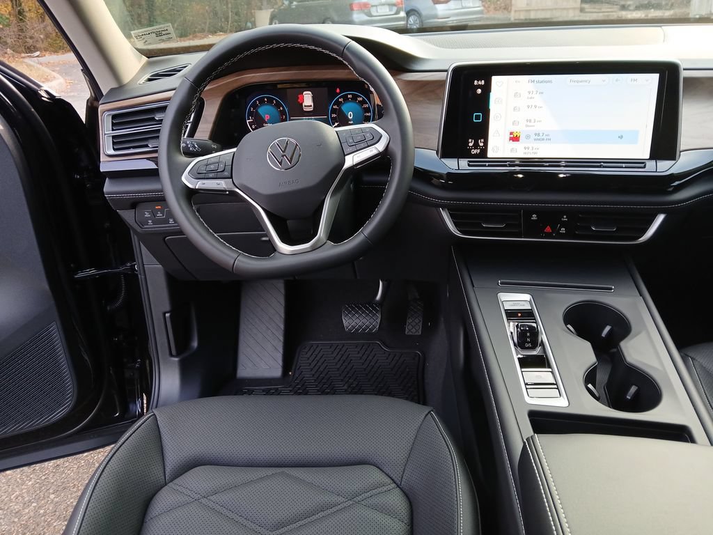 Used 2026 Volkswagen Atlas SE AWD/4WD image 13