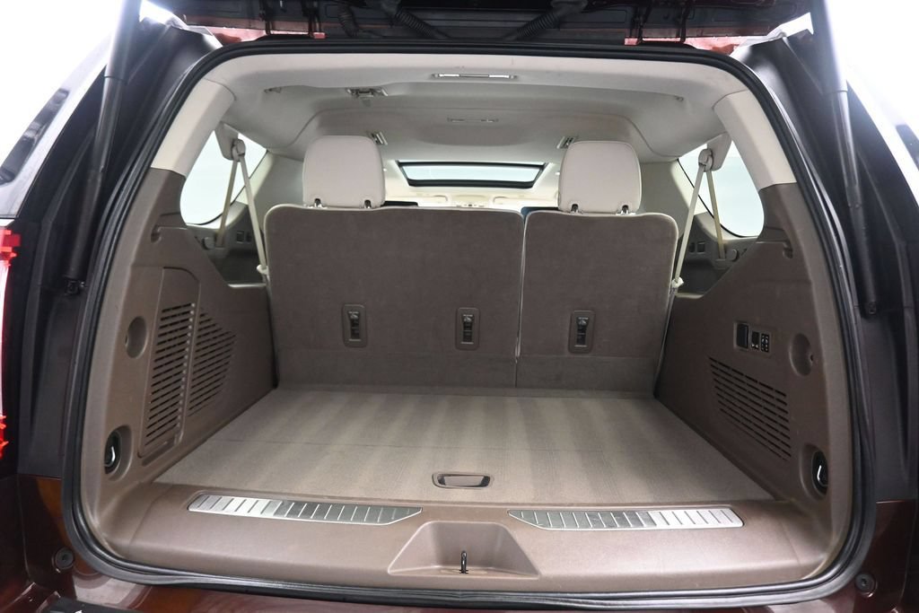 Used 2023 GMC Yukon XL Denali AWD/4WD image 64