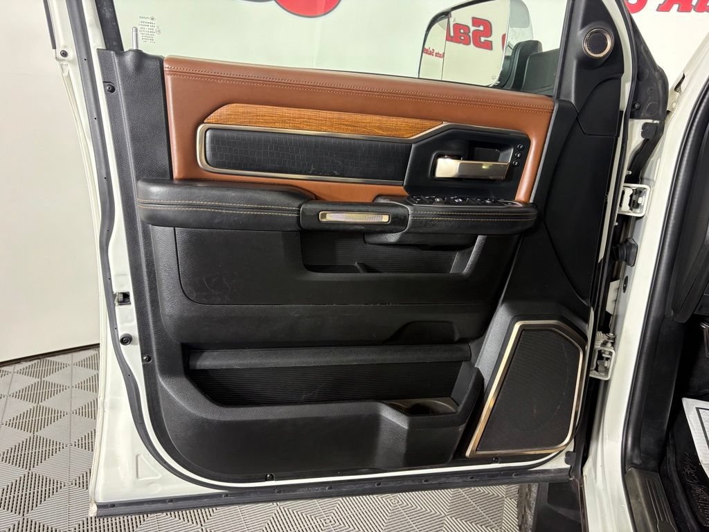 Used 2019 RAM 3500 Limited AWD/4WD image 14