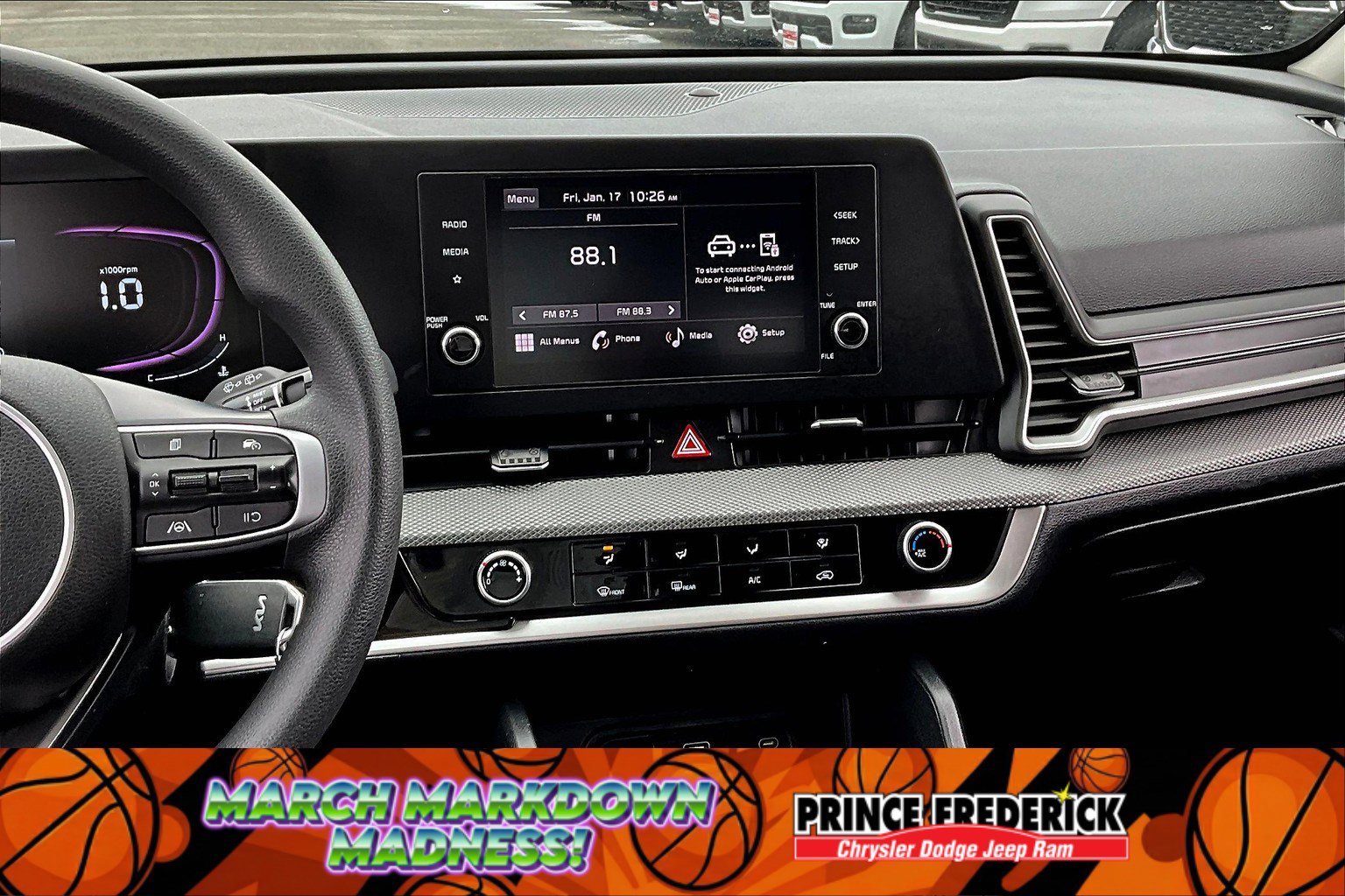 Used 2023 Kia Sportage LX image 6