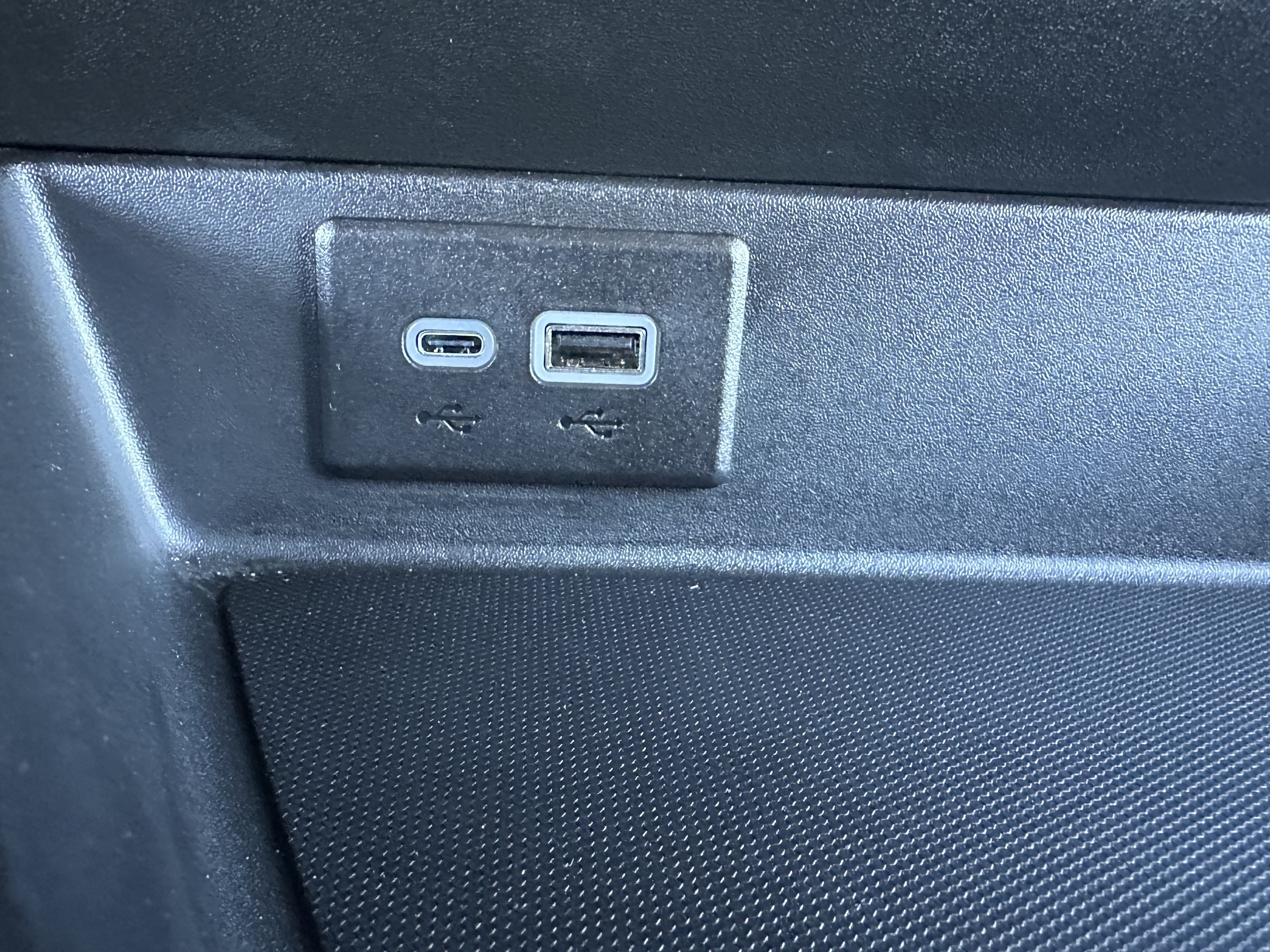 Used 2025 Chevrolet Brightdrop 600 AWD/4WD image 26