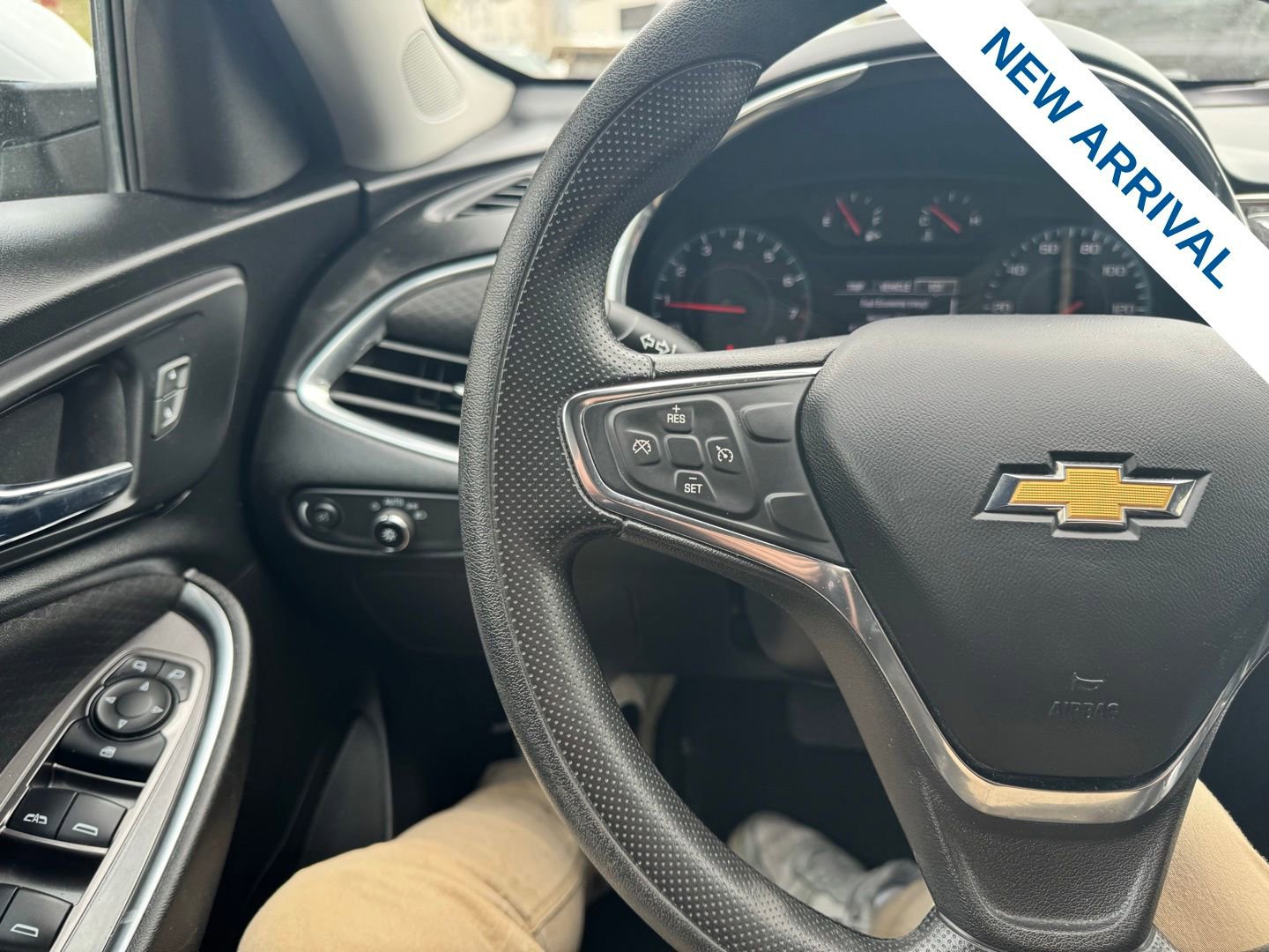 Used 2021 Chevrolet Malibu LT image 20