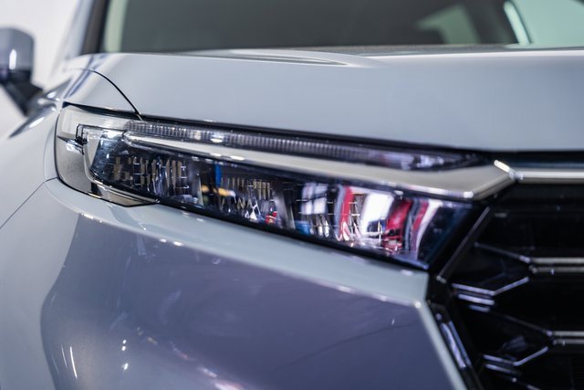 Used 2025 Honda CR-V EX-L image 15