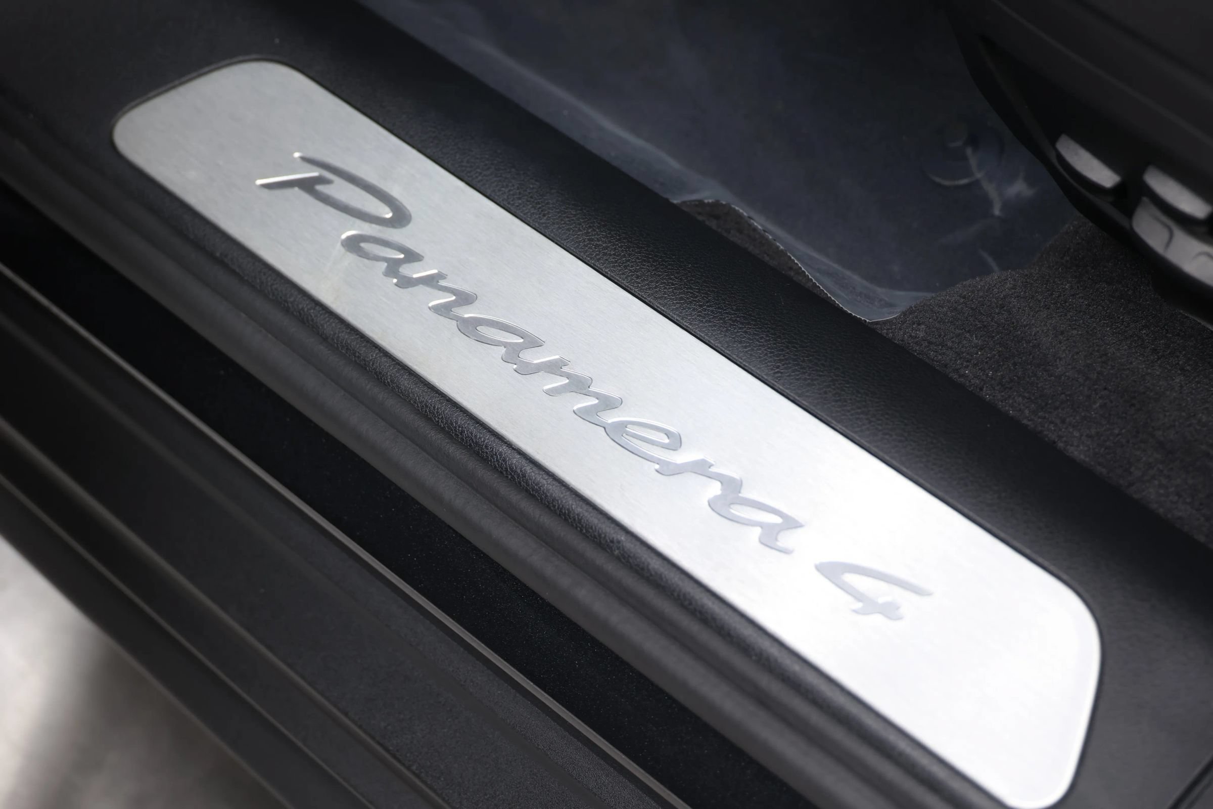 Used 2026 Porsche Panamera 4 w/ Premium Package AWD/4WD image 16