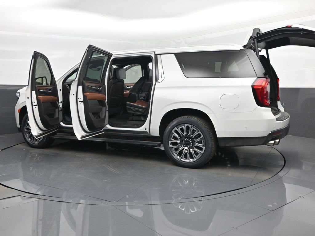 Used 2023 GMC Yukon XL Denali Ultimate image 67