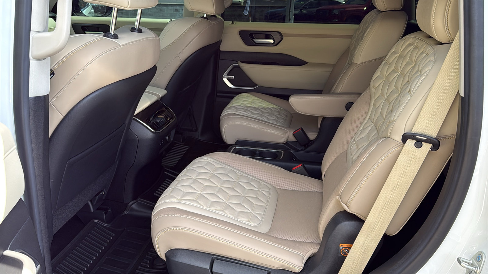 Certified 2026 Nissan Armada Platinum AWD/4WD image 21