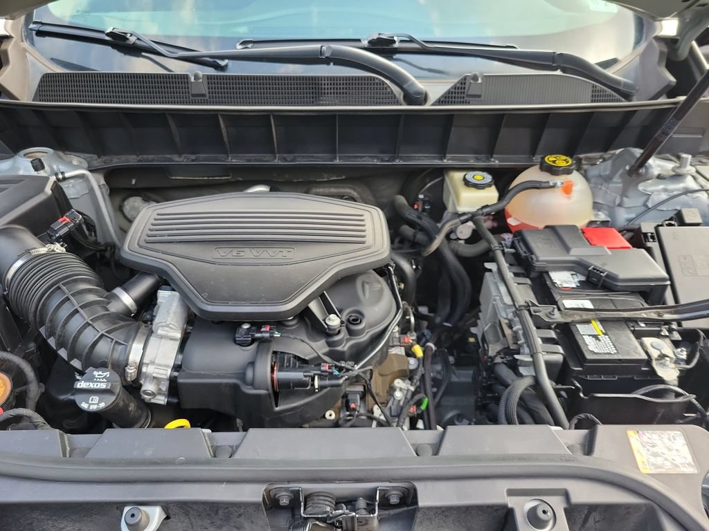 Used 2018 GMC Acadia SLT FWD image 34