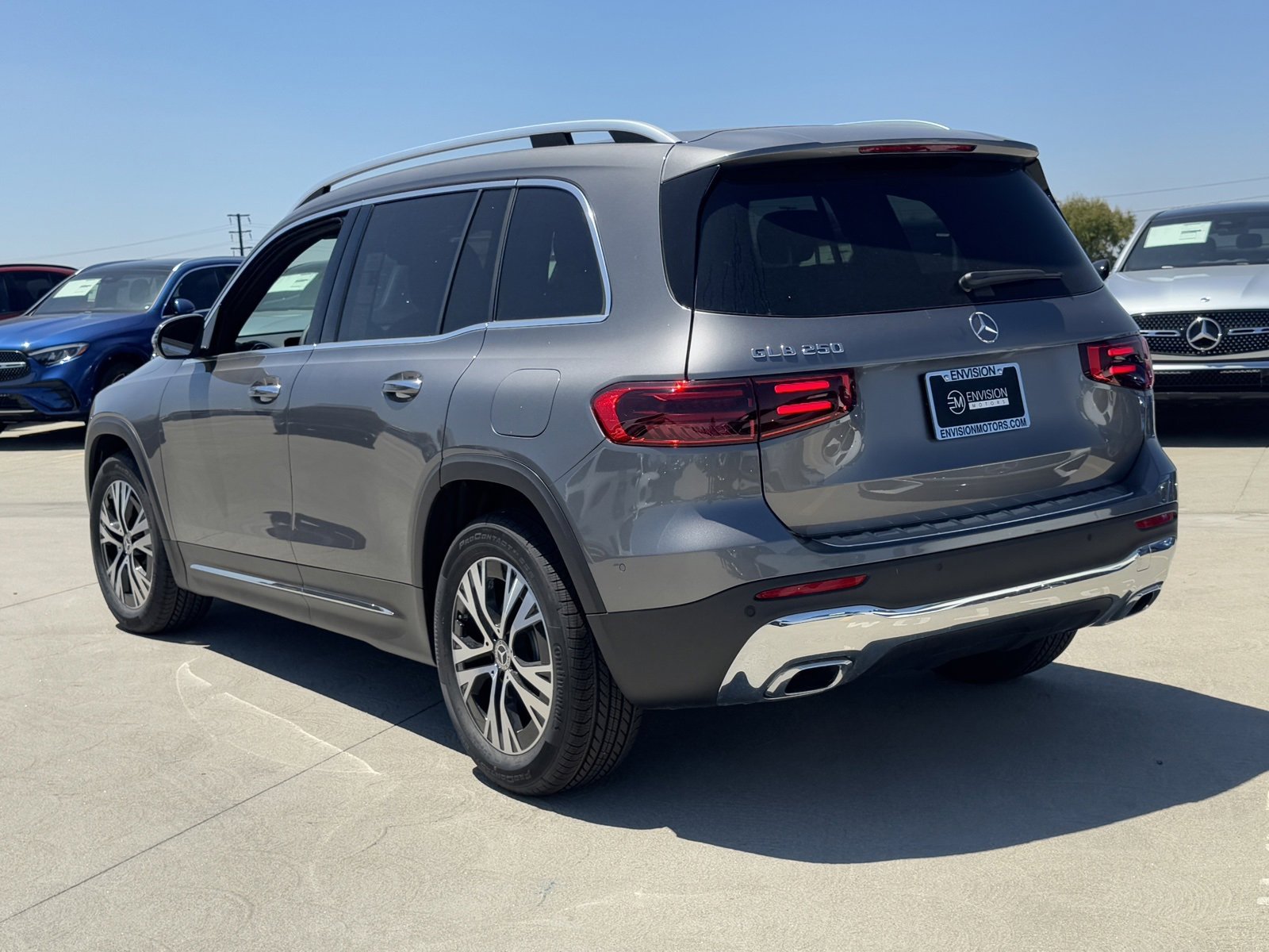 New 2026 Mercedes-Benz GLB 250 image 8