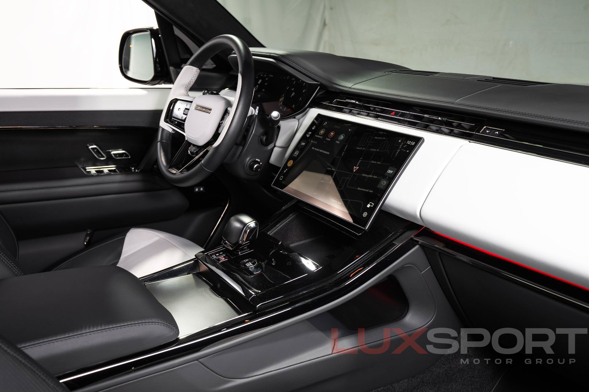Used 2024 Land Rover Range Rover Sport AWD/4WD image 67