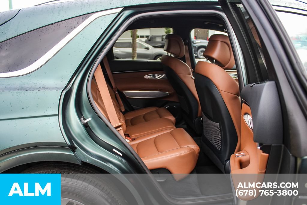 Used 2023 Genesis GV70 2.5T w/ Advanced Package AWD/4WD image 18
